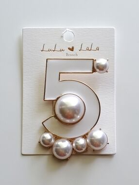 LuLu LaLa Brooch Number 5